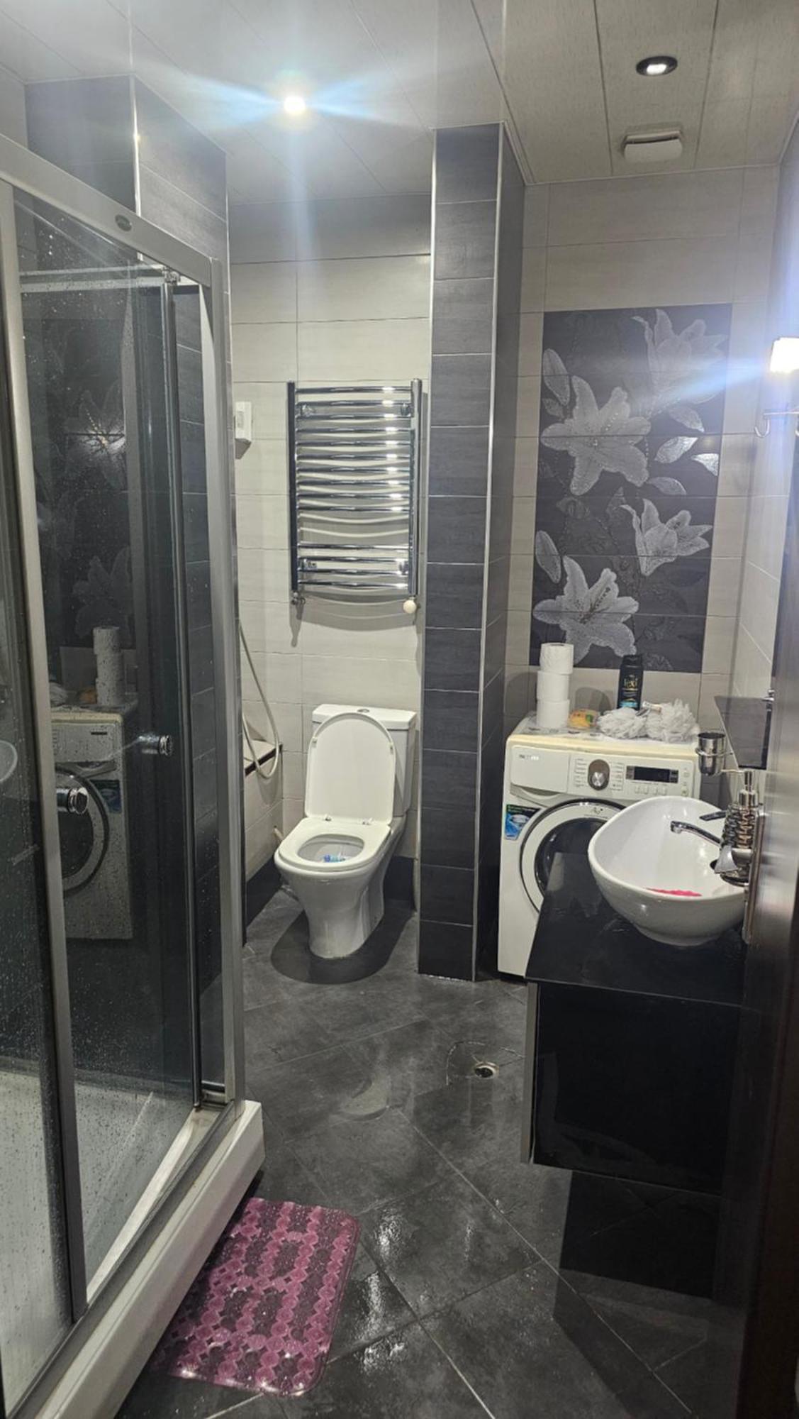 Nukri-2017 Apartment บาทูมิ ภายนอก รูปภาพ